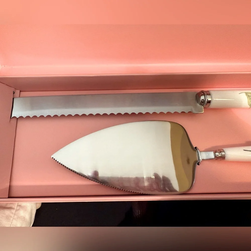 Grace NWT Beautiful Floral Porcelain Cake Knife & Server Set